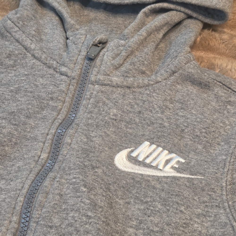 NIKE Full Zipper Sportswear Thumb Hole Jacket Grey Hoodie Size Small - Picture 3 of 7
